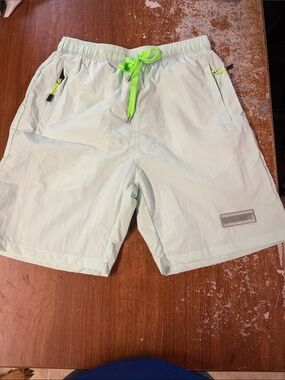 Light Mint Women's shorts